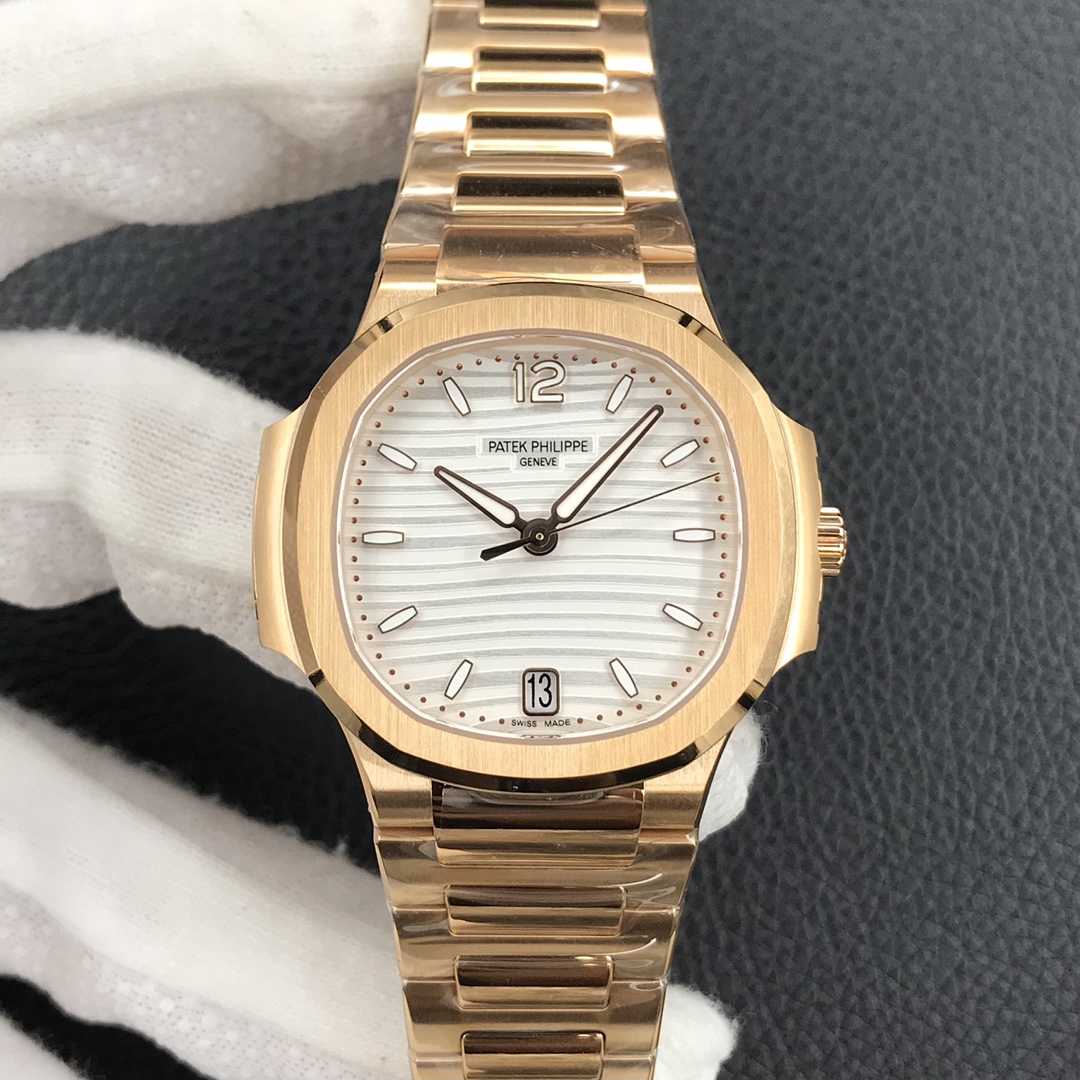 PATEK PHILIPPE NAUTILUS 7118