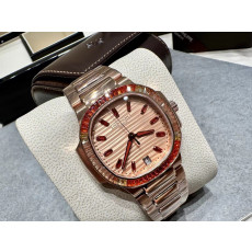 PATEK PHILIPPE NAUTILUS 7118