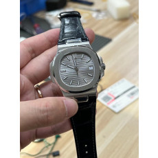 PATEK PHILIPPE Tiffany 5711